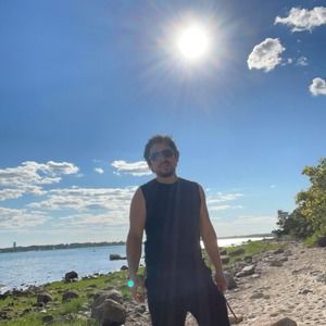 Meet your Posher, Joan